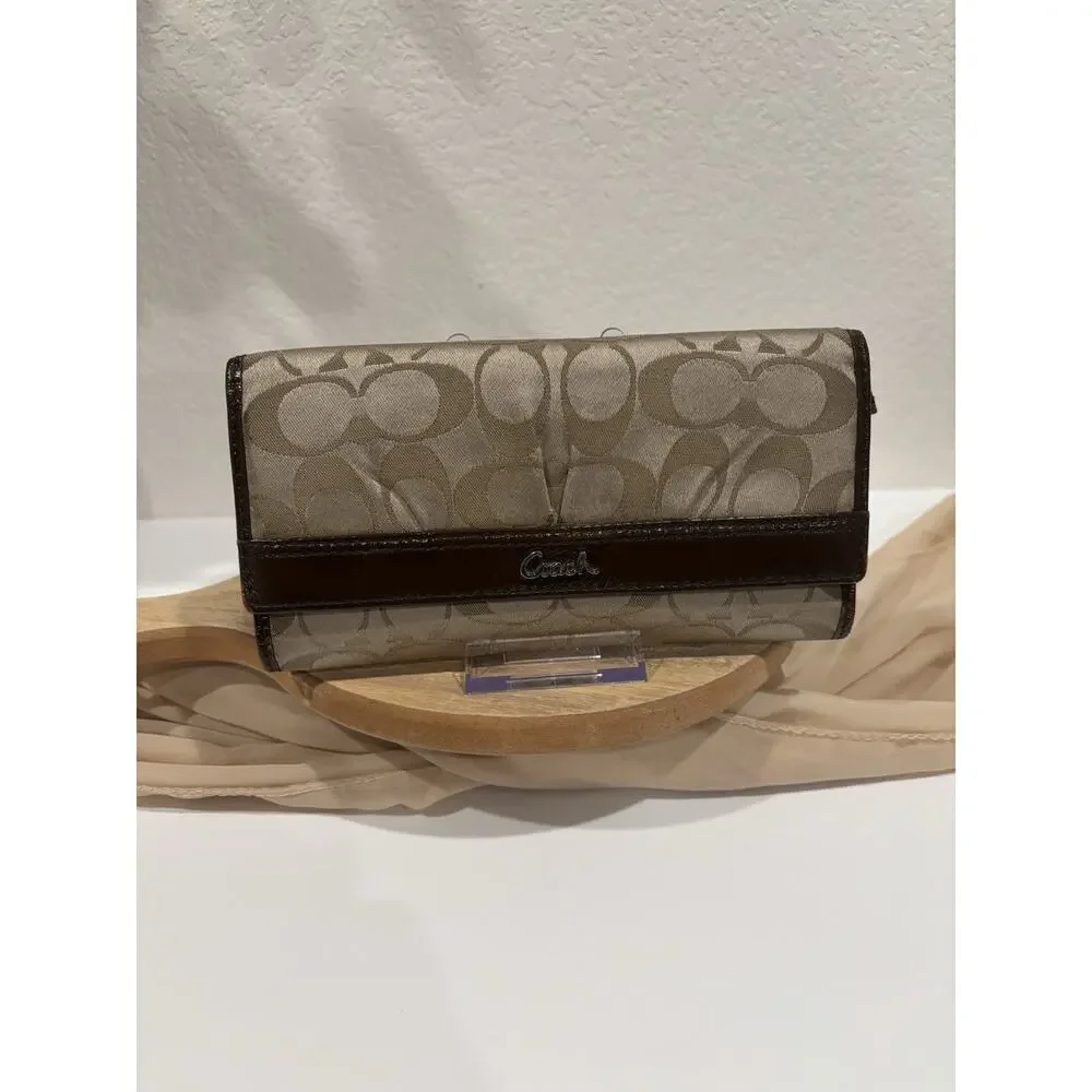 Coach authentic signature